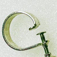 Vintage textured silver screw back earrings