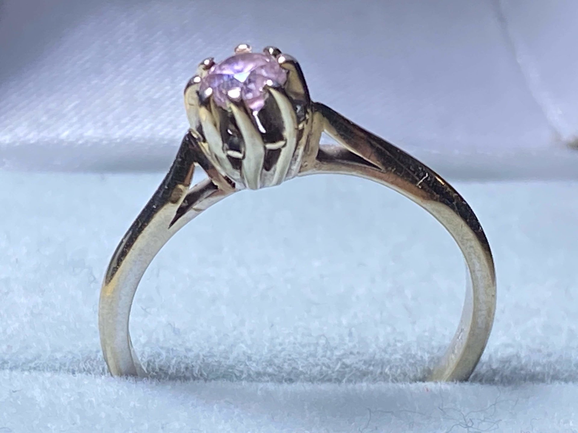 Vintage ArtCarved 14k white gold pink solitaire ring.